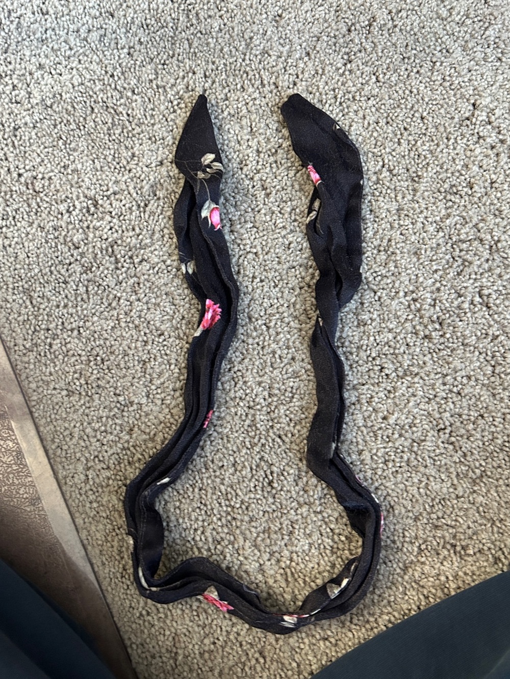 Rat & Boa black and pink hair ribbon neck scarf